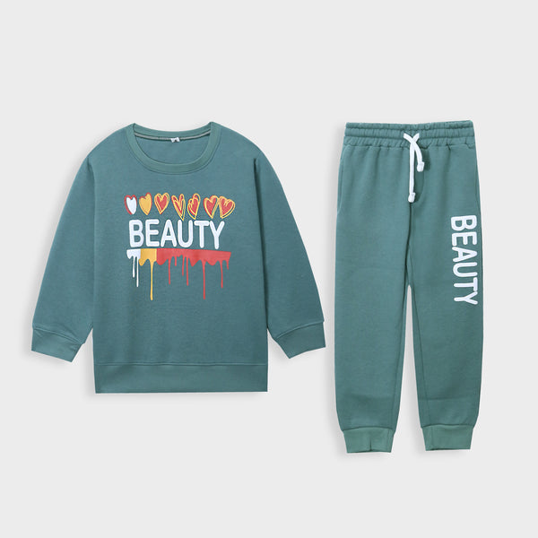 Winter Sweatshirt and Jogger Set for Kids  ❄️👕👖